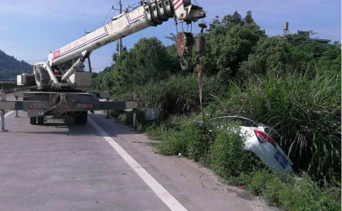 灞桥区重载吊车救援